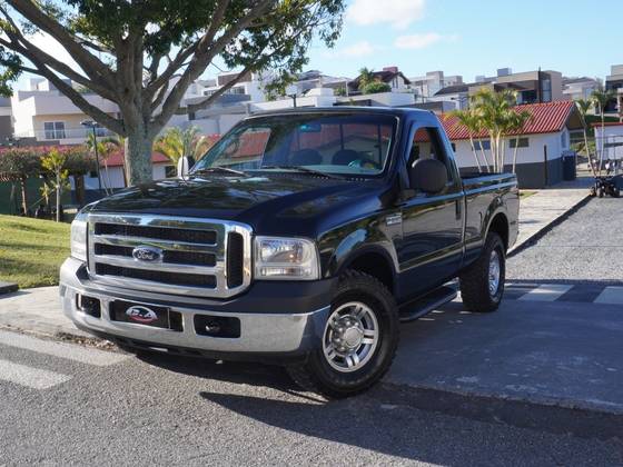 FORD F-250 3.9 XLT 4X2 CS DIESEL 2P MANUAL